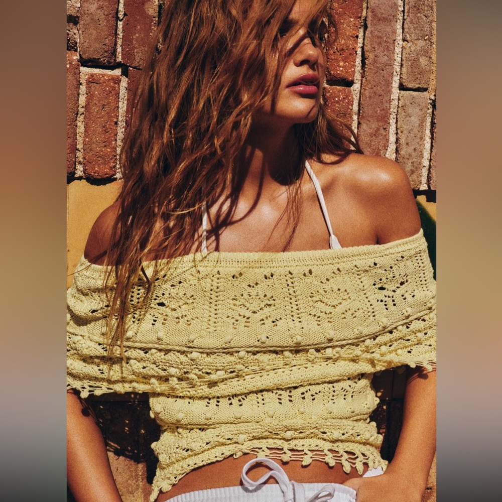 Structured off the shoulder crochet knit top textured - Picture 5 of 9